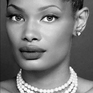 Meet your Posher, Marie